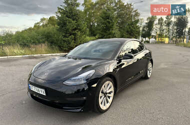 Седан Tesla Model 3 2022 в Івано-Франківську