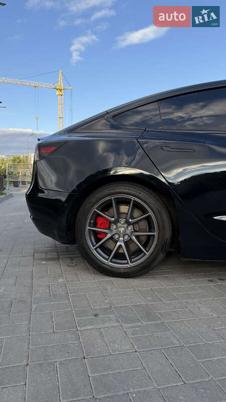 Седан Tesla Model 3 2018 в Хмельницькому