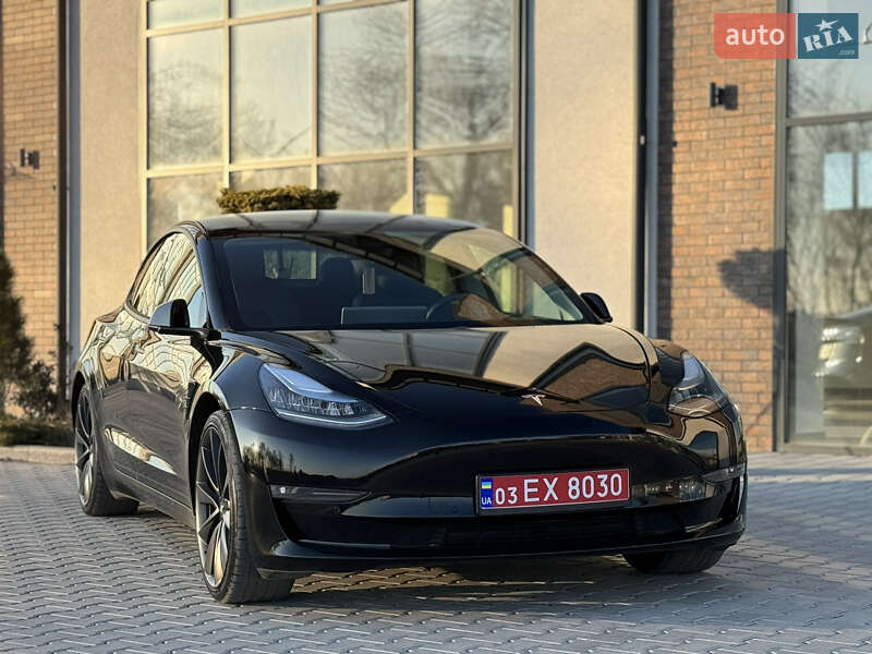 Седан Tesla Model 3 2019 в Тернополі фото 5 Седан Tesla Model 3 2019 в Тернополі