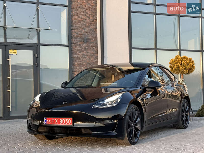 Седан Tesla Model 3 2019 в Тернополі фото 39 Седан Tesla Model 3 2019 в Тернополі