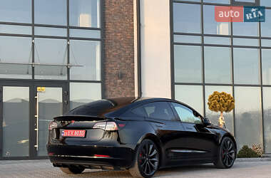 Седан Tesla Model 3 2019 в 