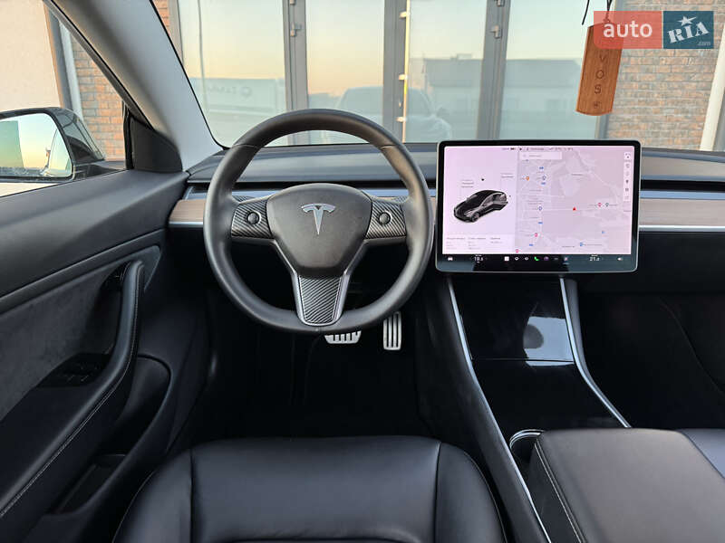 Седан Tesla Model 3 2019 в Тернополі фото 76 Седан Tesla Model 3 2019 в Тернополі