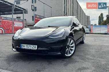 Седан Tesla Model 3 2018 в Києві
