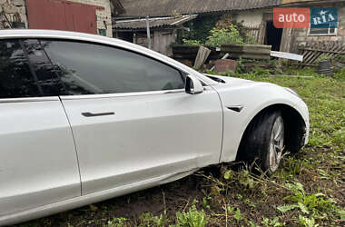 Седан Tesla Model 3 2018 в 