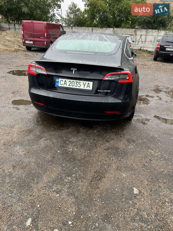 Седан Tesla Model 3 2018 в Черкассах