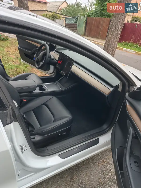 Tesla Model 3 2023 VIN 5YJ3E1EA3PF471092 фото оголошення 11 з 47