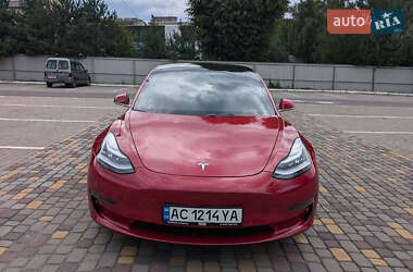 Седан Tesla Model 3 2019 в 