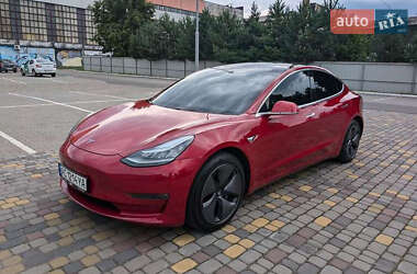 Седан Tesla Model 3 2019 в 