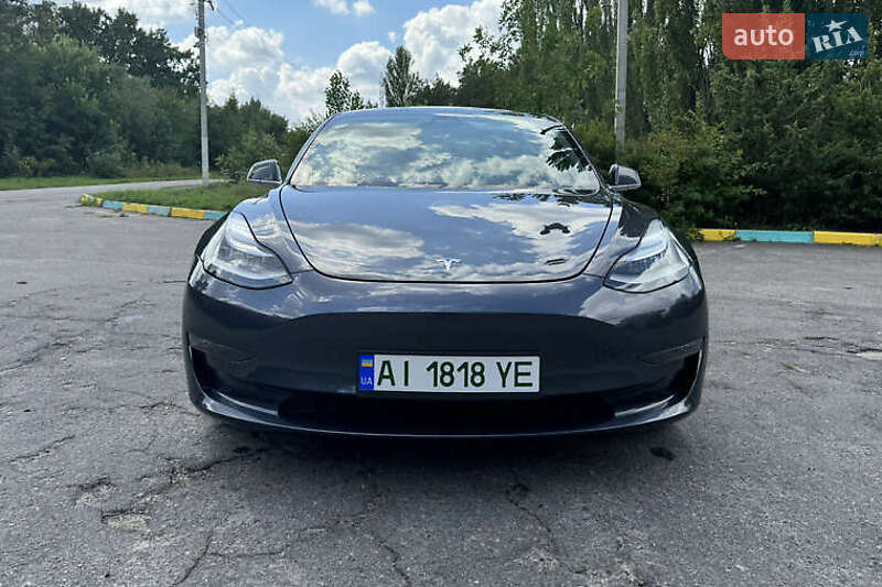 Седан Tesla Model 3 2019 в Києві