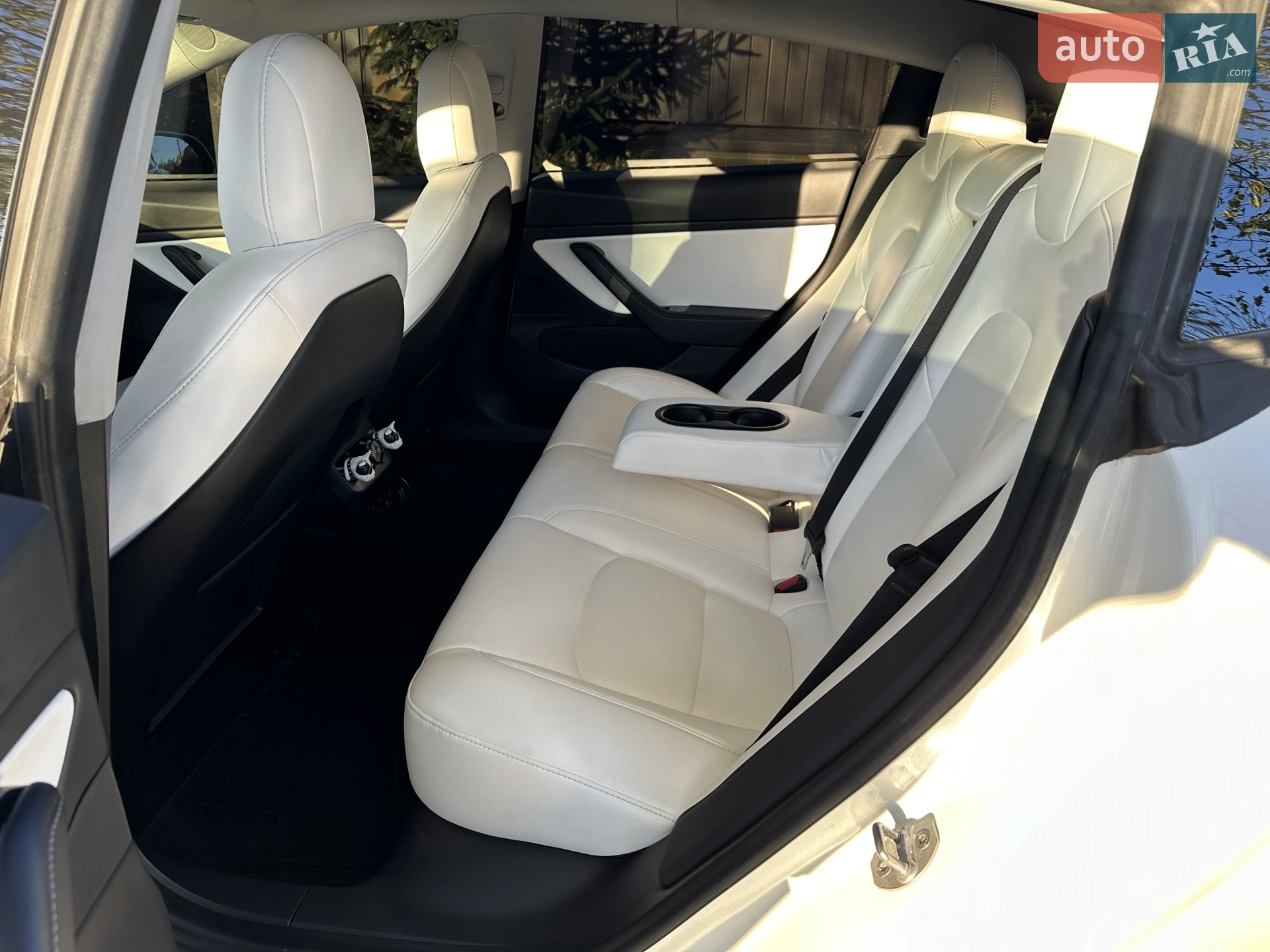 2019 Tesla Model 3 - мініатюра 15