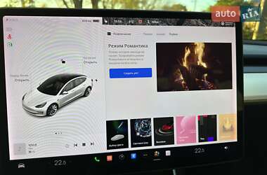 Седан Tesla Model 3 2019 в Белой Церкви