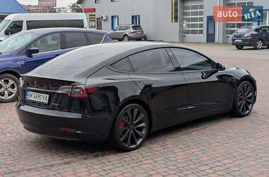 Седан Tesla Model 3 2019 в 
