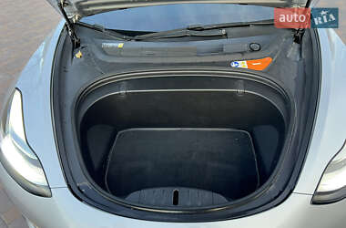 Седан Tesla Model 3 2018 в 