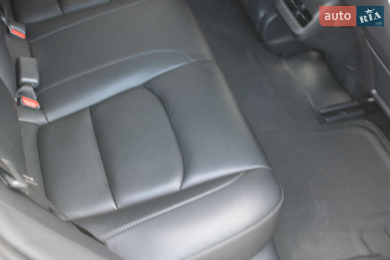 Седан Tesla Model 3 2022 в Самборе