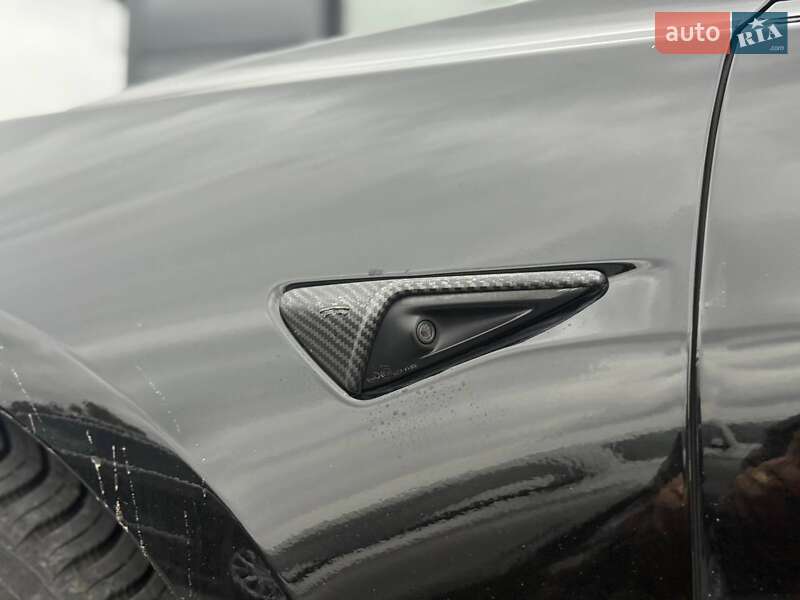 Седан Tesla Model 3 2022 в Рівному