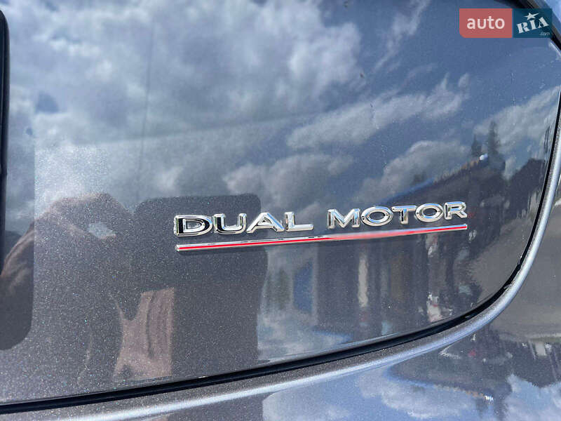 Седан Tesla Model 3 2019 в Львове фото 26 Седан Tesla Model 3 2019 в Львове