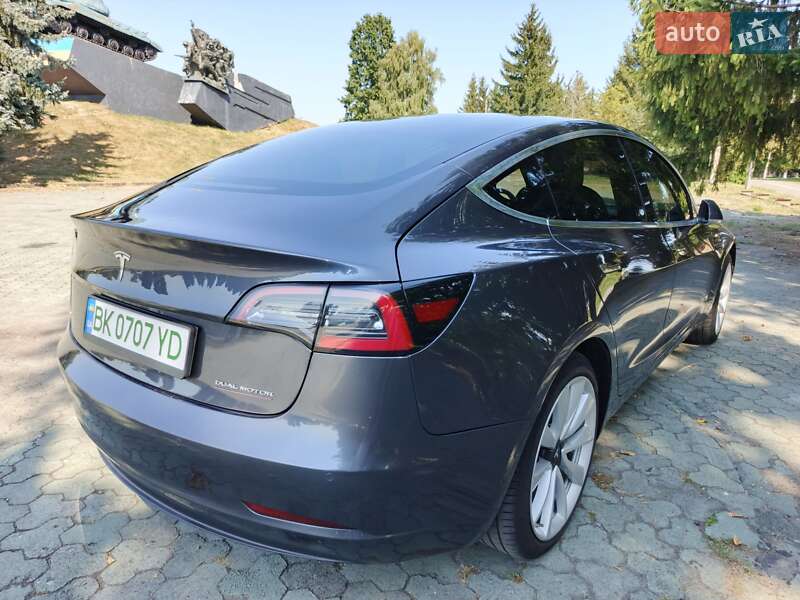 Седан Tesla Model 3 2019 в Дубно фото 9 Седан Tesla Model 3 2019 в Дубно