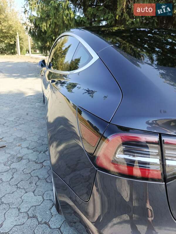 Седан Tesla Model 3 2019 в Дубно фото 15 Седан Tesla Model 3 2019 в Дубно