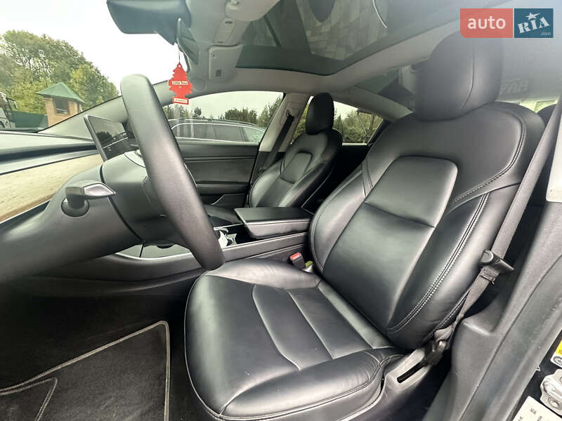 Седан Tesla Model 3 2020 в Львове фото 12 Седан Tesla Model 3 2020 в Львове