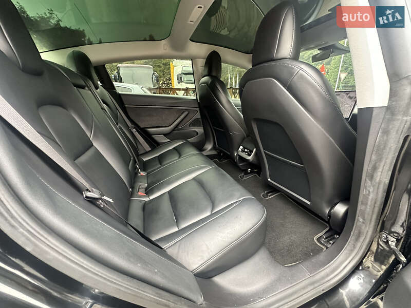 Седан Tesla Model 3 2020 в Львове фото 21 Седан Tesla Model 3 2020 в Львове