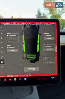 Седан Tesla Model 3 2021 в 