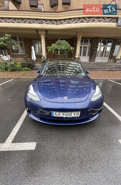 Седан Tesla Model 3 2018 в 