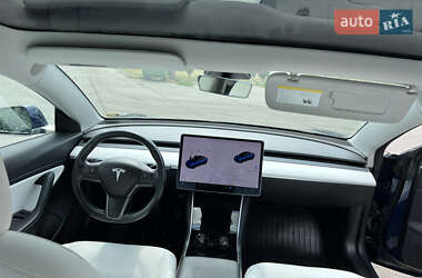 Седан Tesla Model 3 2018 в 