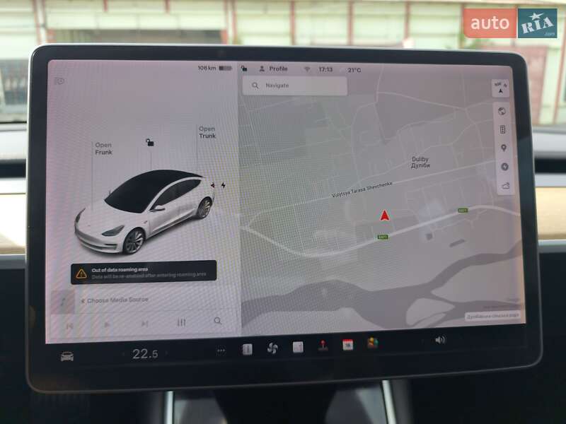 Седан Tesla Model 3 2019 в Стрые