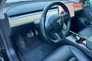 Седан Tesla Model 3 2019 в 