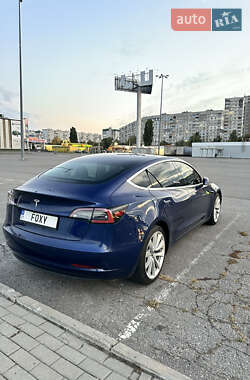 Седан Tesla Model 3 2018 в 