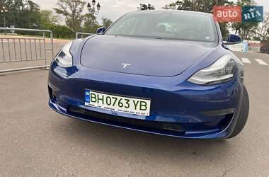 Седан Tesla Model 3 2019 в 
