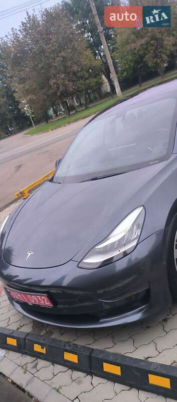 Седан Tesla Model 3 2018 в Черновцах фото 8 Седан Tesla Model 3 2018 в Черновцах