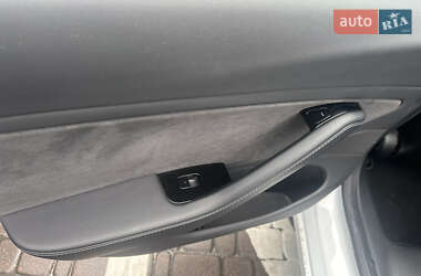 Седан Tesla Model 3 2018 в 