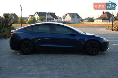 Седан Tesla Model 3 2024 в Луцке