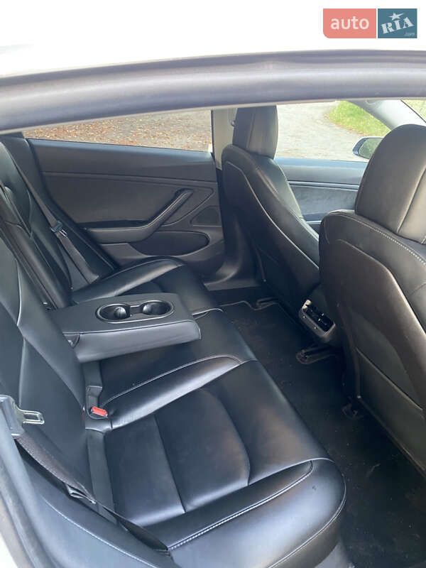 Седан Tesla Model 3 2019 в Кам'янці-Бузькій