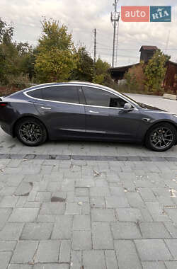 Седан Tesla Model 3 2018 в 