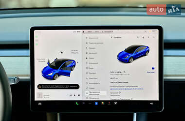 Седан Tesla Model 3 2019 в 
