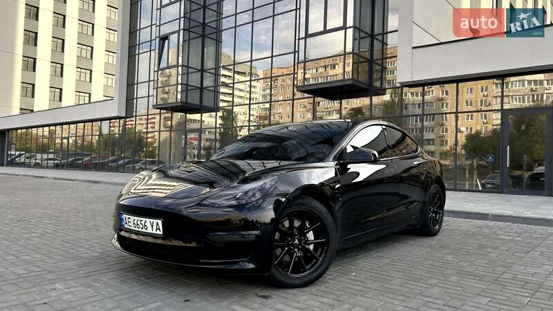 Tesla Model 3 2019
