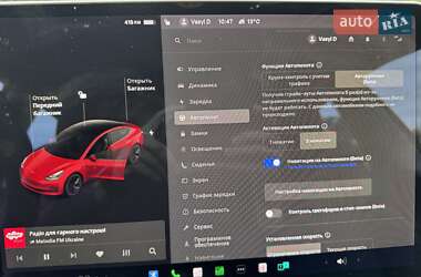 Седан Tesla Model 3 2021 в 