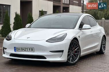 Седан Tesla Model 3 2019 в Одессе