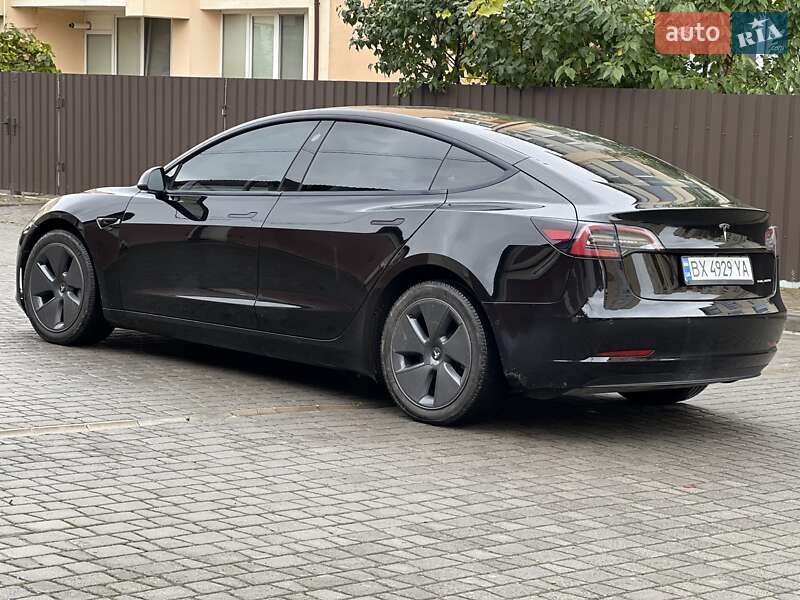 Седан Tesla Model 3 2022 в Каменец-Подольском