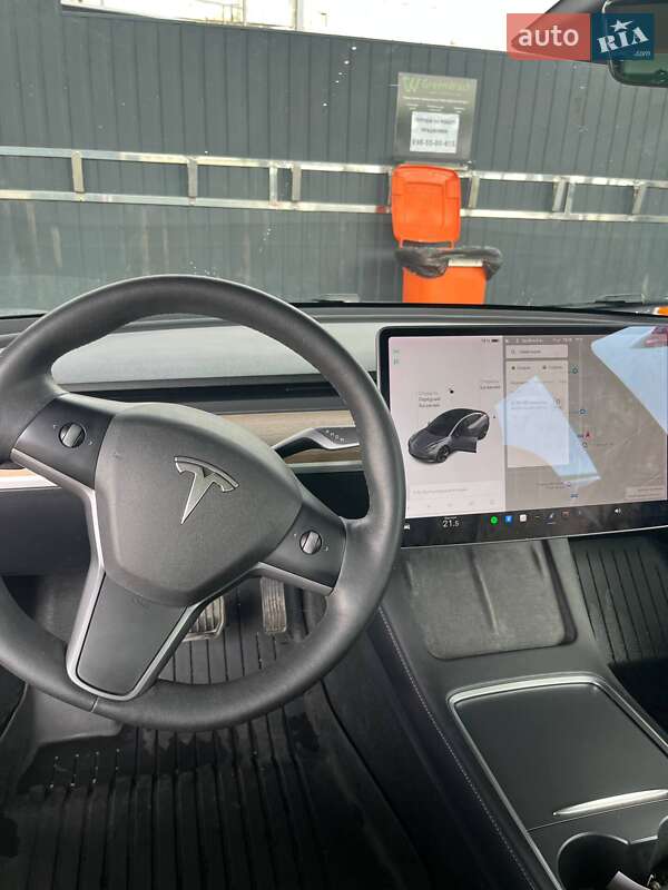 Седан Tesla Model 3 2021 в Хмельницькому