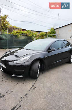 Седан Tesla Model 3 2020 в Одессе