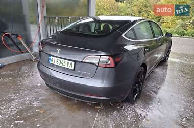 Седан Tesla Model 3 2018 в 