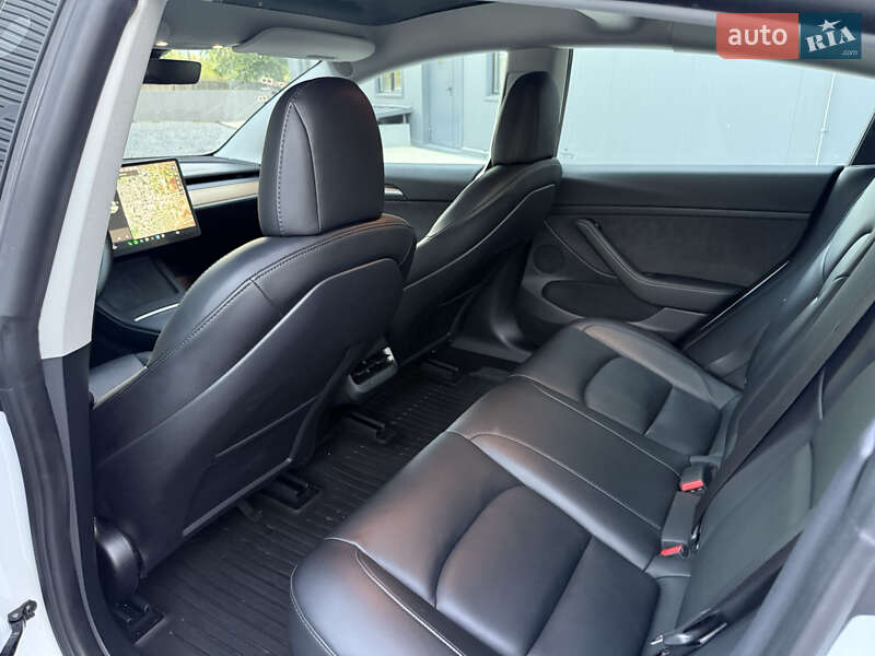 Седан Tesla Model 3 2021 в Луцьку фото 14 Седан Tesla Model 3 2021 в Луцьку