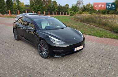 Седан Tesla Model 3 2022 в Обухові