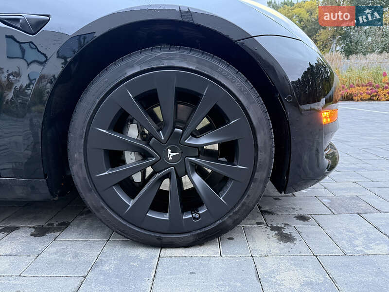 Седан Tesla Model 3 2022 в Луцьку фото 12 Седан Tesla Model 3 2022 в Луцьку