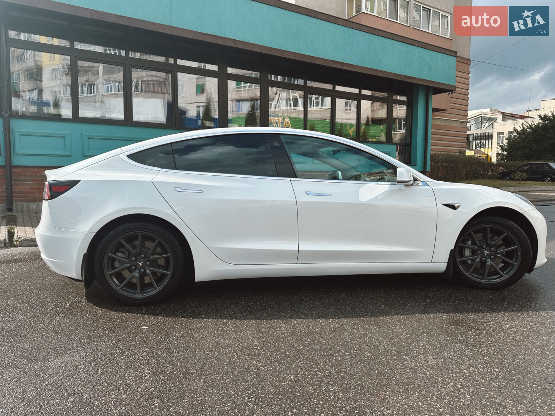 2019 Tesla Model 3 - мініатюра 10