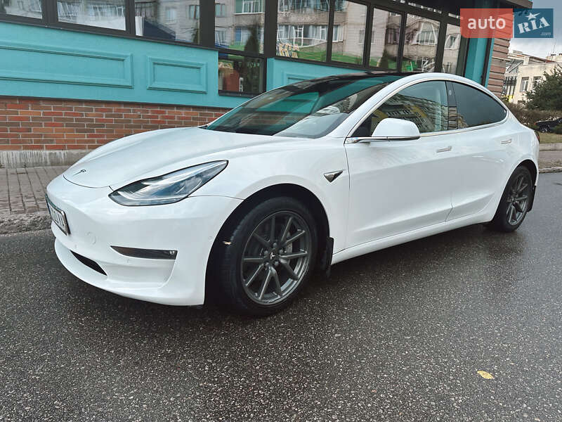 Седан Tesla Model 3 2019 в Сумах фото 15 Седан Tesla Model 3 2019 в Сумах