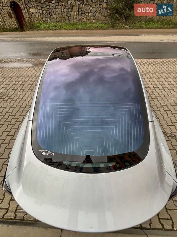 Седан Tesla Model 3 2017 в Ивано-Франковске